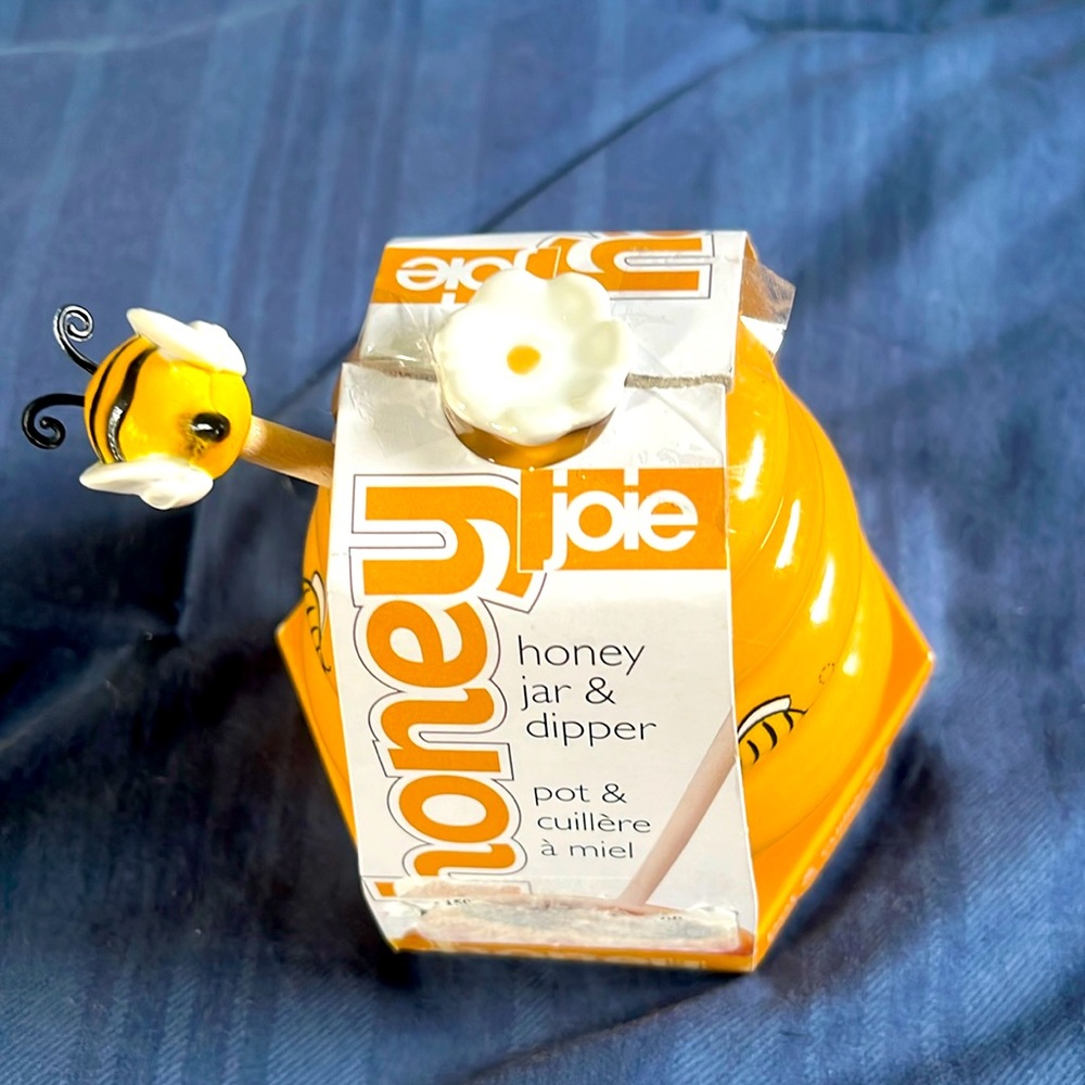 NIP! Joie Ceramic Honey jar and dipper